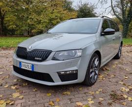 Skoda Octavia 2.0 TDI DSG Wagon RS Grigio Acciaio