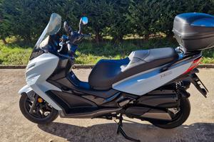 scooter Kimco X-town 300