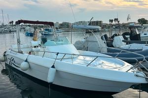 Marinello 25 cabin