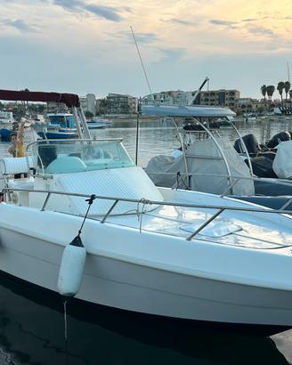 Marinello 25 cabin