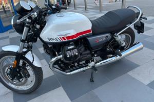 Moto Guzzi V7 Special