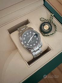 Rolex Oyster Perpetual Date 34 mm