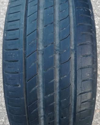 1 pneumatico (copertone) “QUASI NUOVO”