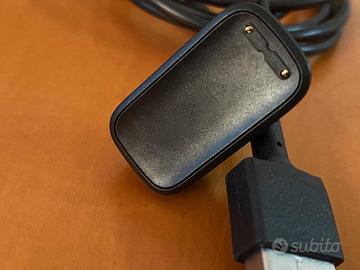 Caricabatterie per Fitbit Charge 5 e cavo Luxe