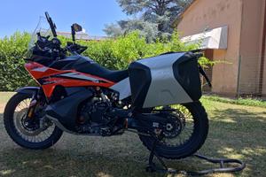 KTM 890 Adventure - Tech Pack + Valigie  + Gomme