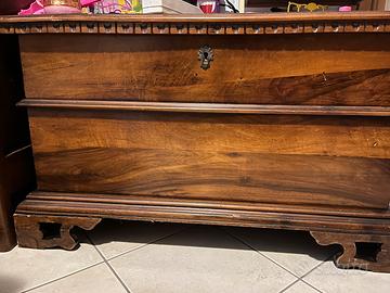 cassapanca in legno