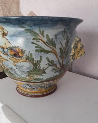 Antico Vaso in Ceramica decorato a mano