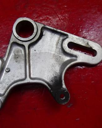 SUPPORTO PINZA POST DUCATI MONSTER 695