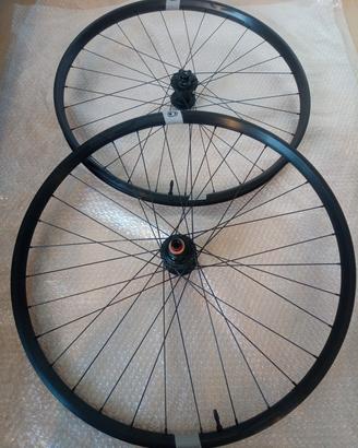 Coppia di ruote Crank Brothers Synthesis Enduro 29