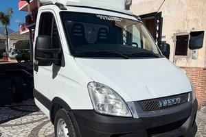 Iveco Daily 35s14 3.0 cc passo 3450 euro5