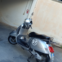 Vespa GTS 250
