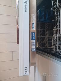 lavastoviglie da incasso Indesit