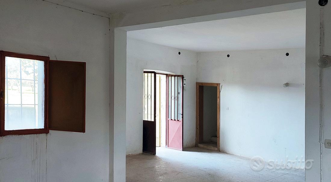 Casolare rustico da ristrutturare - Altro