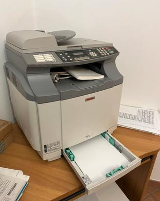 Stampante laser da ufficio compatta