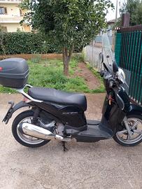 Aprilia Scarabeo 200 - 2010