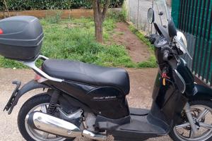 Aprilia Scarabeo 200 - 2010