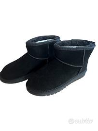 Stivaletti simil Ugg neri mai messi