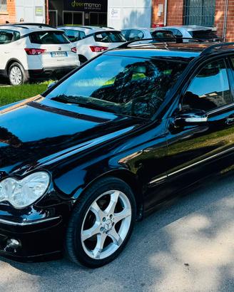 MERCEDES CLASSE C220 DIESEL SPORT EDITION 