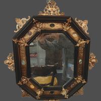 Specchiera romana antica