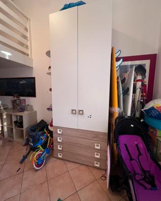 Armadio e due letti