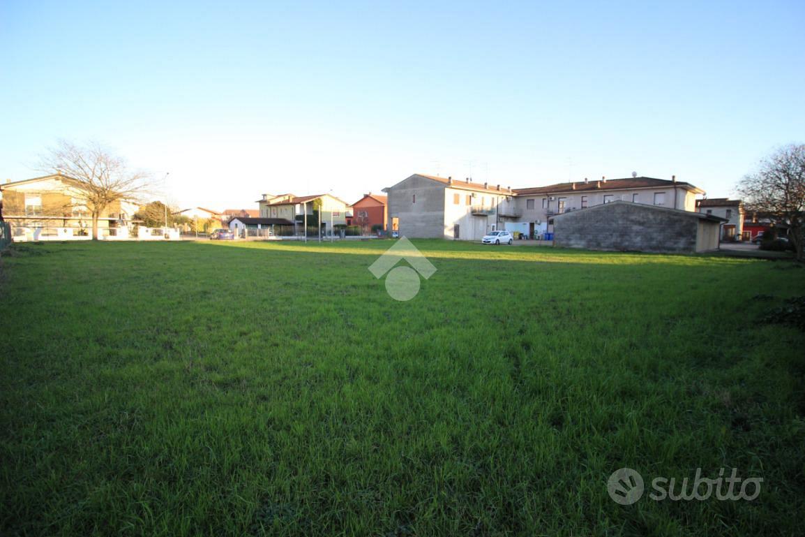 TER. RESIDENZIALE A ROVERBELLA - Vista 5