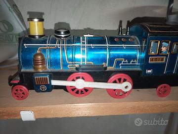 Trenino anni '70 metallo