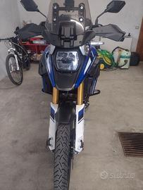 Suzuki v Strom 1050 de