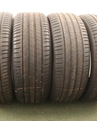 Gomme Pirelli Cinturato 235 55 18 estate