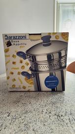 Pentola con scolapasta