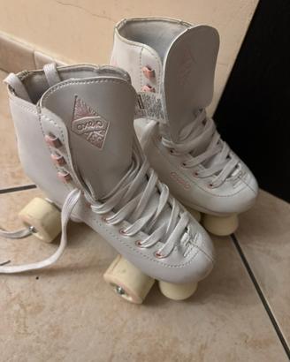 Pattini a rotelle bambina ragazza