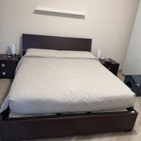 Letto matrimoniale con contenitore