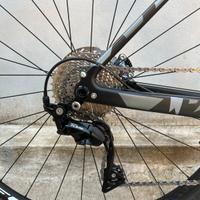 Torpado Zenith
Shimano mix ultegra/105
11-34      