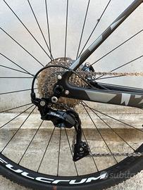 Torpado Zenith
Shimano mix ultegra/105
11-34      