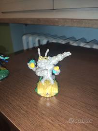Eggcited Thrillipede 