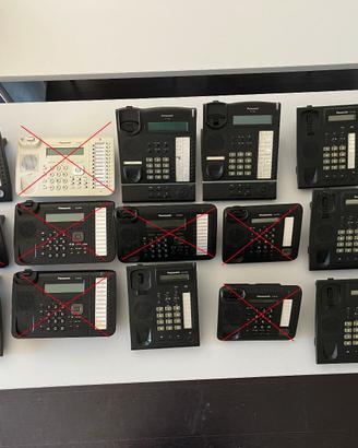 Lotto 10 telefoni digitali Panasonic.