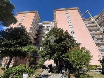 4 LOCALI A GRAGNANO