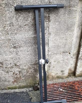 Cavalletto per Pianole