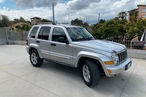 Jeep cherokee 2800 crd