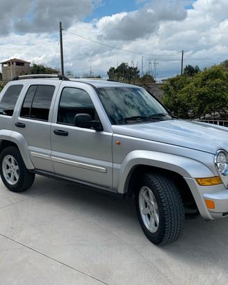 Jeep cherokee 2800 crd