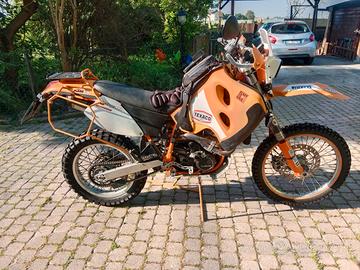 magnifico  KTM 640 Adventure 