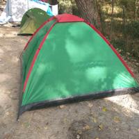 tenda 3 posti con 3 materassini gonfiabili