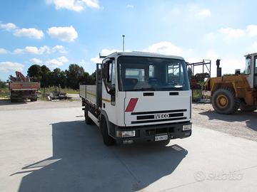autocarro Iveco 75