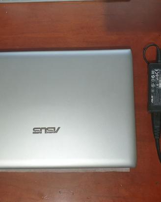 Asus Eee Pc 1225b 12" 4GB RAM (schermo non va)