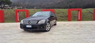 MERCEDES C220 ADVANGARD (AMG) full prezzo trattab 