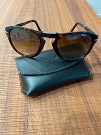 Occhiali pieghevoli Persol Steve Mc Queen usati