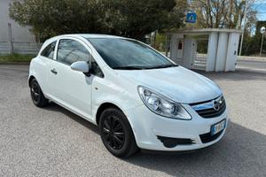 OPEL CORSA NEOPATENTATI