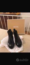 Stivaletti ankle boots MICHAEL KORS in pelle neri