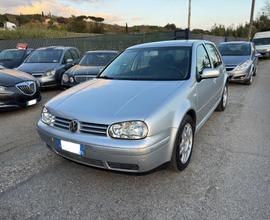Volkswagen Golf IV 1.6 16V 5PT Highline EURO4