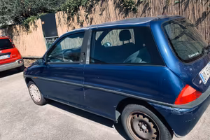 Auto lancia
