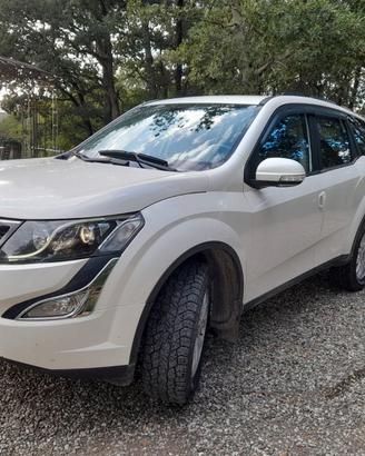 Mahindra XUV500 2.2 16v W8 AWD 7posti